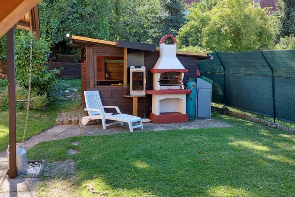 Quiet Apartment Close To Town Villach Bagian luar foto